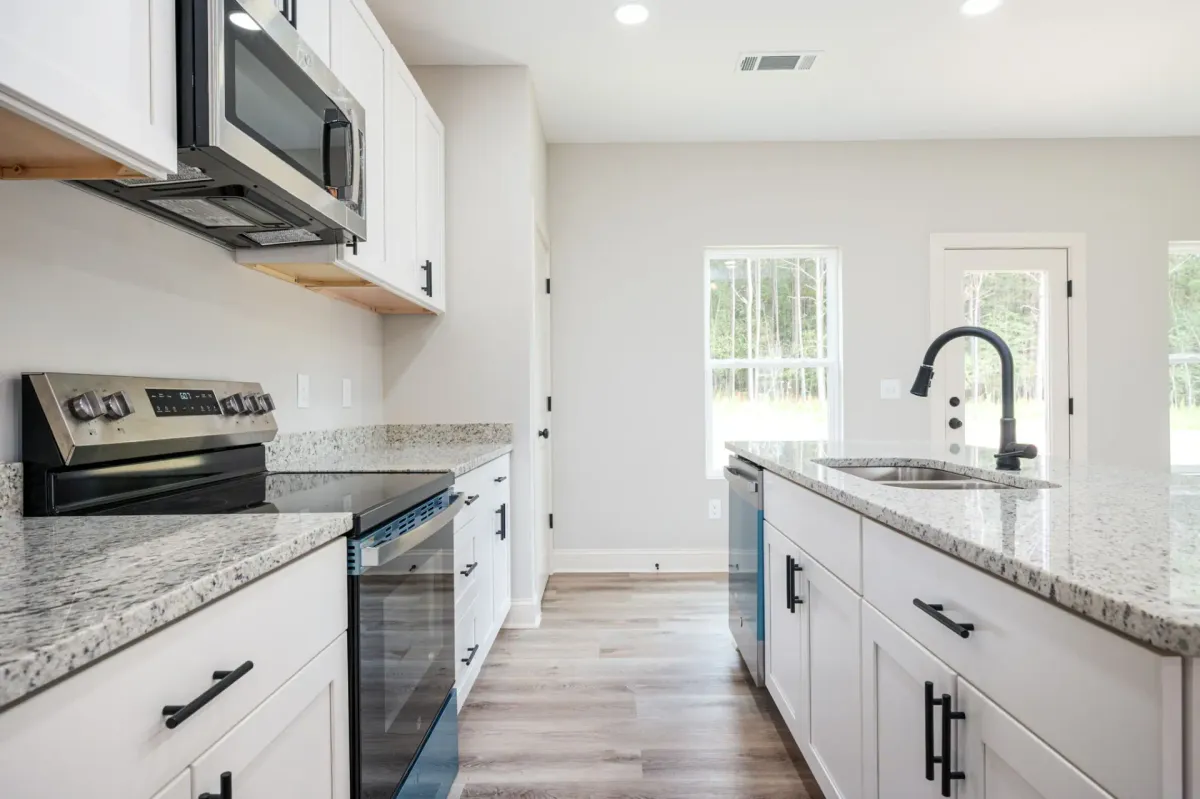 Thumbnail Photo: 516 Branch Street