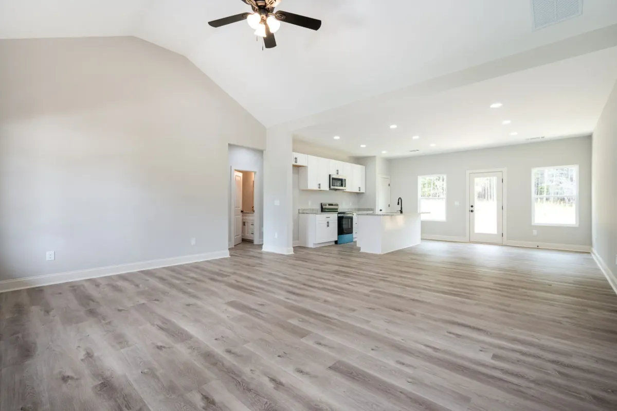 Thumbnail Photo: 516 Branch Street